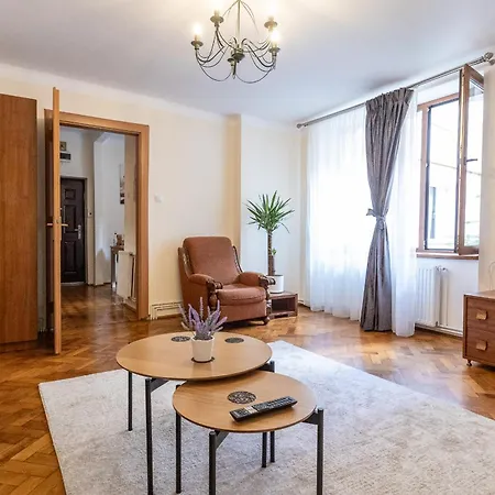 Supreme Deer Apartment Brasov Exterior photo